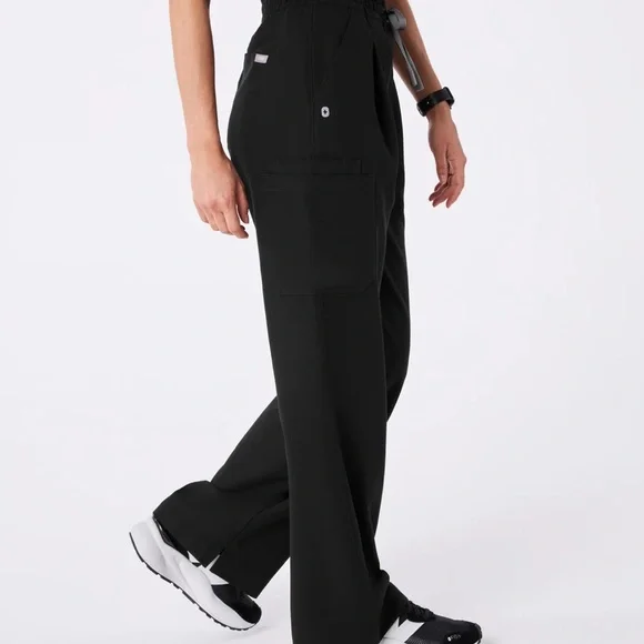 Ultra High Rise Shelby Wide Leg Scrub Pants - Picture 2 of 4